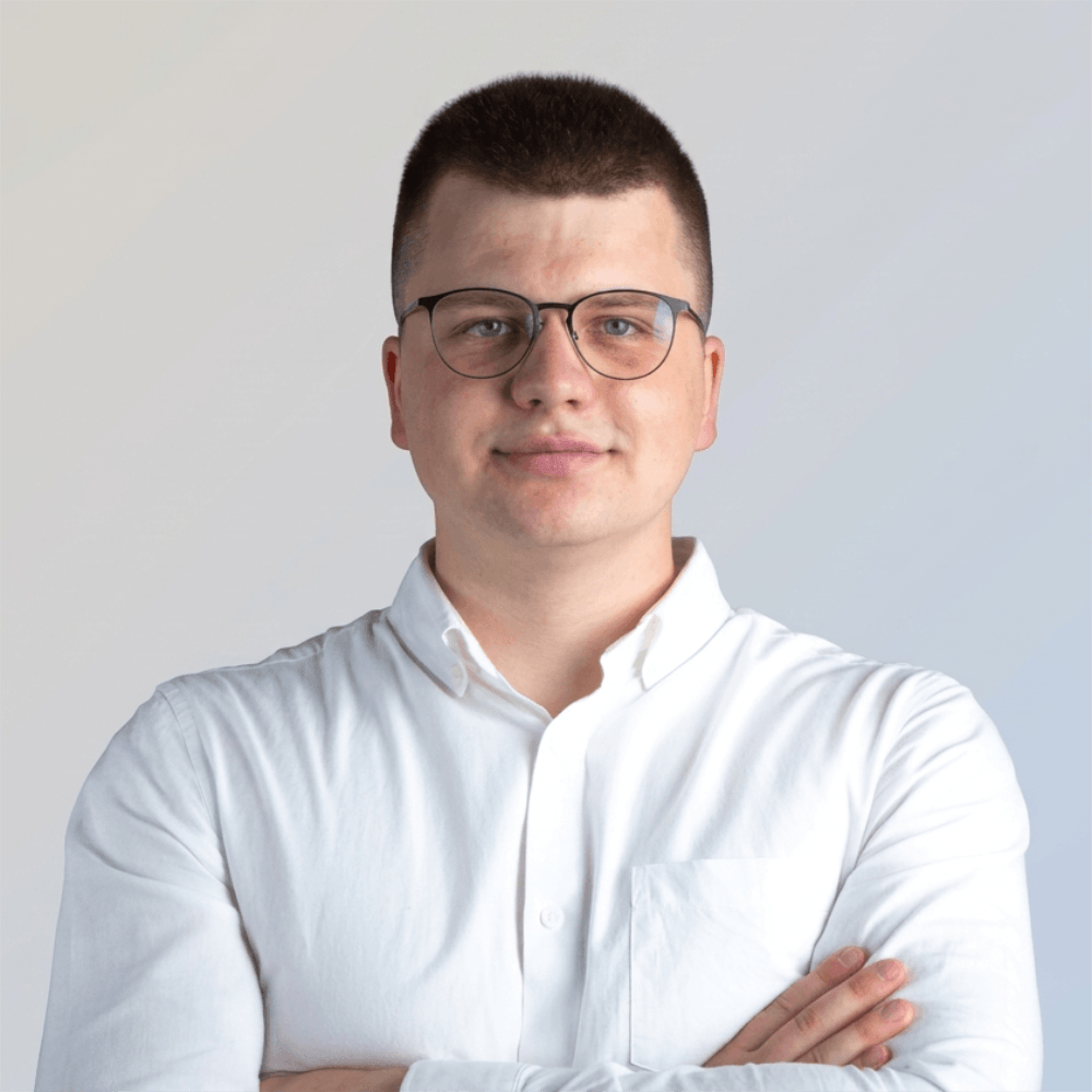 Ing. Matej Bazár — zakladateľ OptiOS